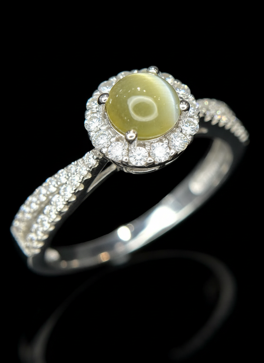 Mystic Gaze: Natural Chrysoberyl Cat's Eye Halo Ring in 925 Silver with CZ Pavé