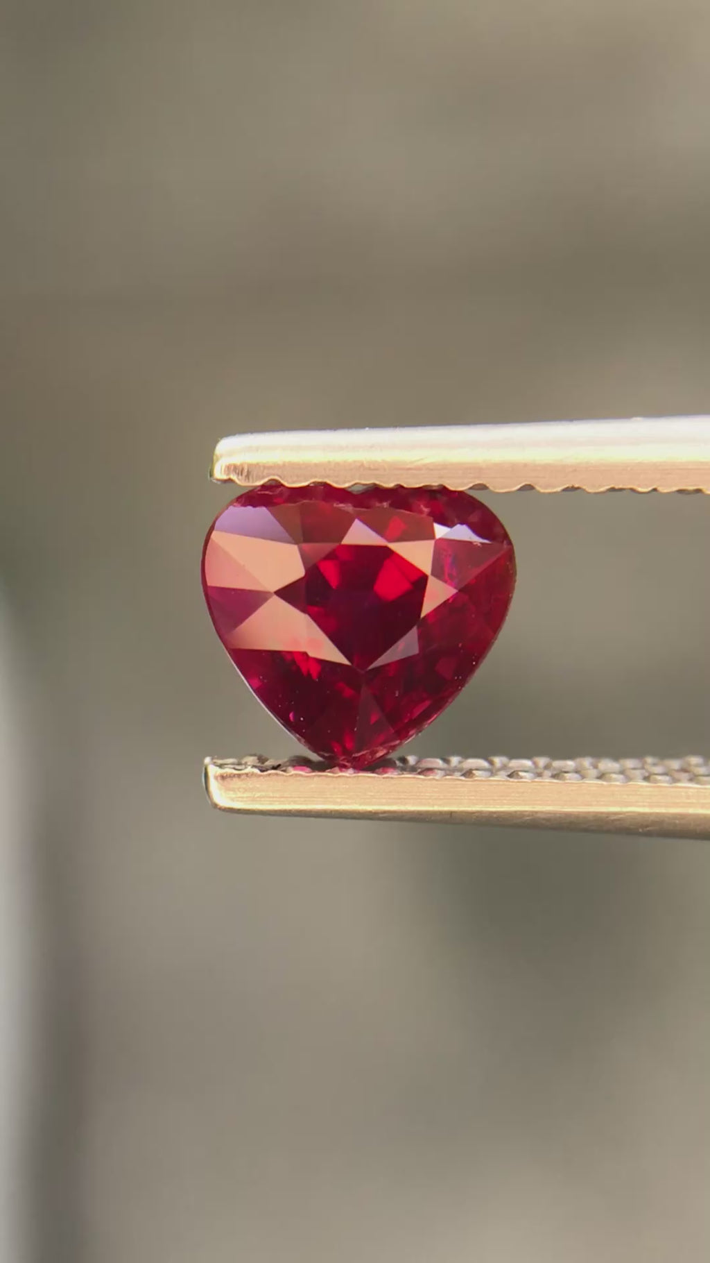1.04 ct Natural Unheated Ruby - Heart Cut Vivid Red Loose Gemstone from Mozambique