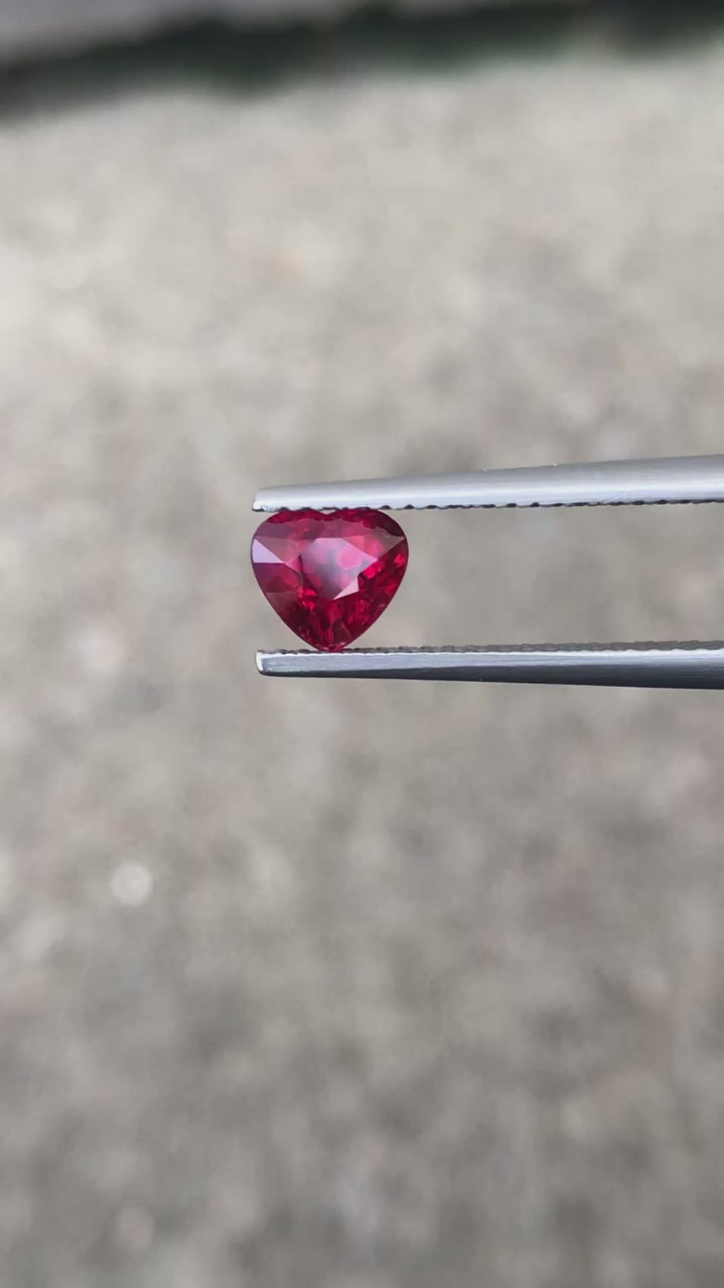 1.04 ct Natural Unheated Ruby - Heart Cut Vivid Red Loose Gemstone from Mozambique