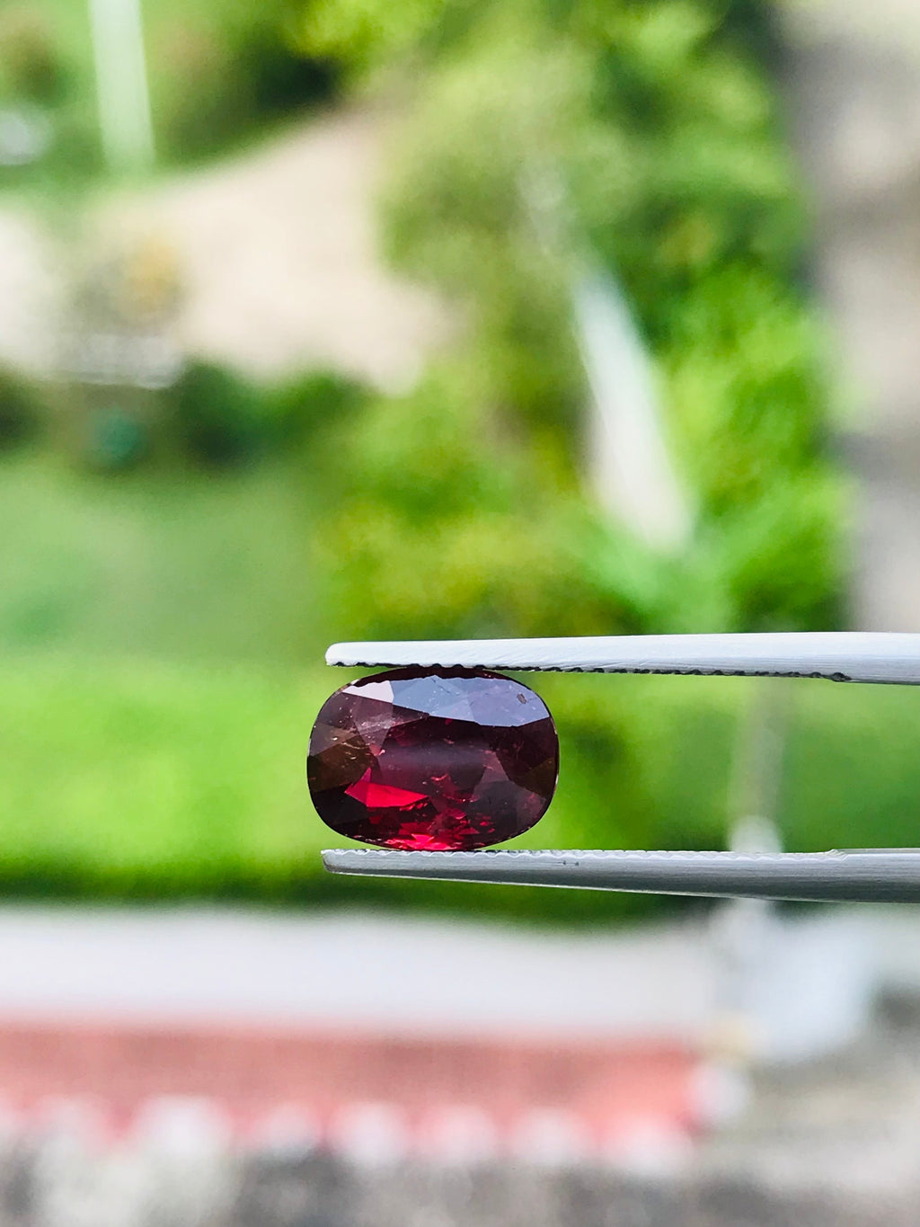 Shiza Gems 3.06 ct oval cut vivid red unheated natural ruby gemstone.