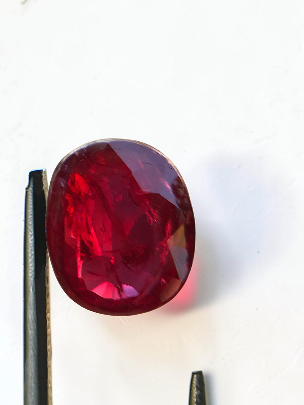 Shiza Gems 3.02 ct oval cut unheated ruby gemstone, vivid red color, excellent brilliance, natural.